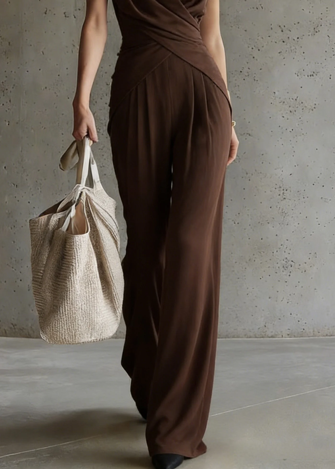 Loose Coffee Wrinkled Tops And Wide Leg Pants Silk Two-Piece Set Summer - Image 4