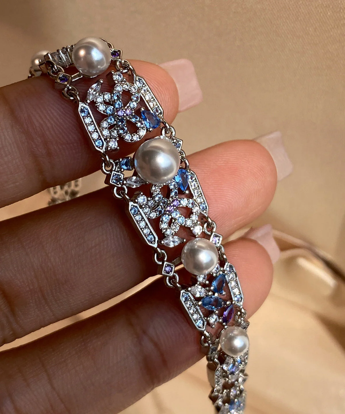 Luxury Pearl Zircon Sapphire Bracelet - Image 3