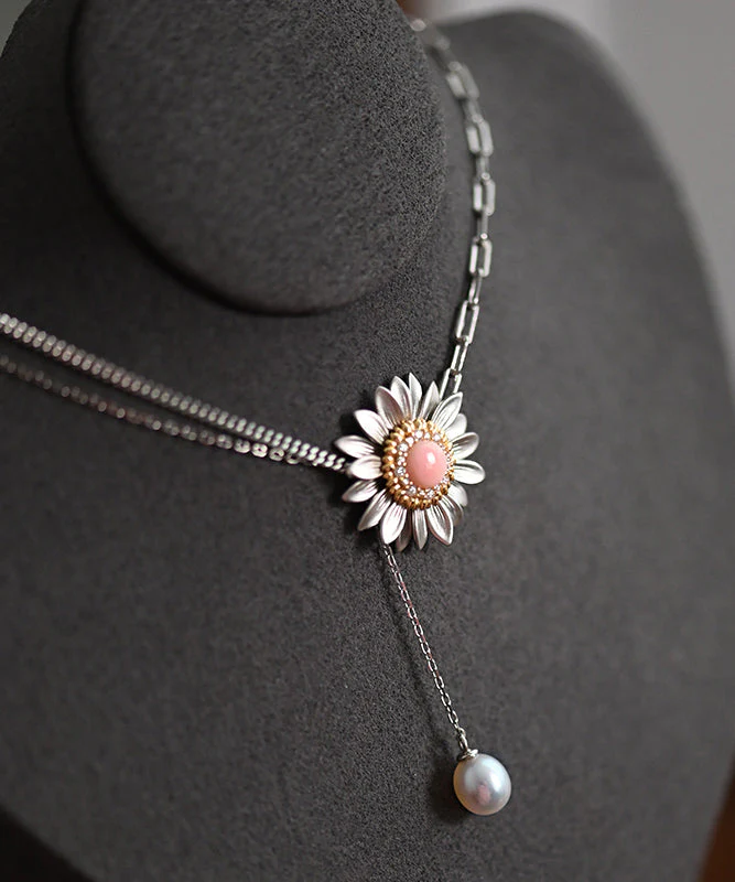 Meeting The End Of Summer Daisy Pearl Silver Pendant Necklace