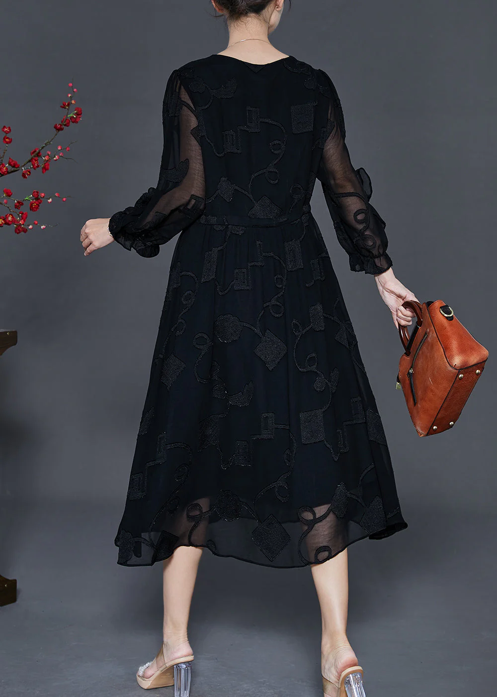 Modern Black Jacquard Tasseled Silk Maxi Dresses Fall - Image 4