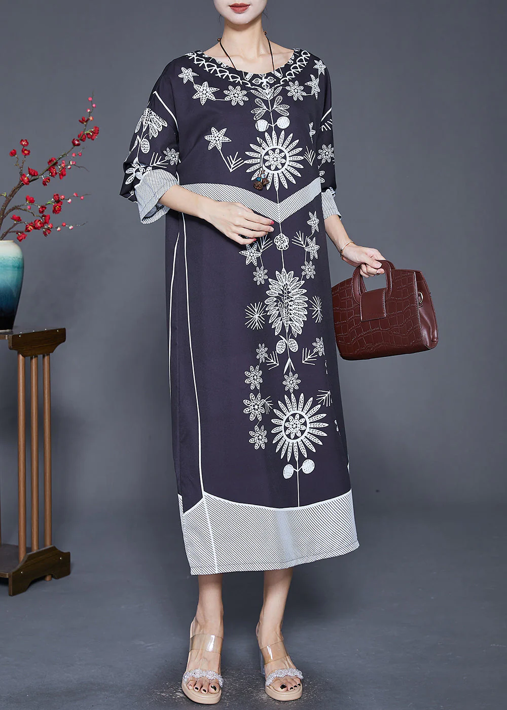 Modern Black Oversized Print Maxi Dresses Fall - Image 3