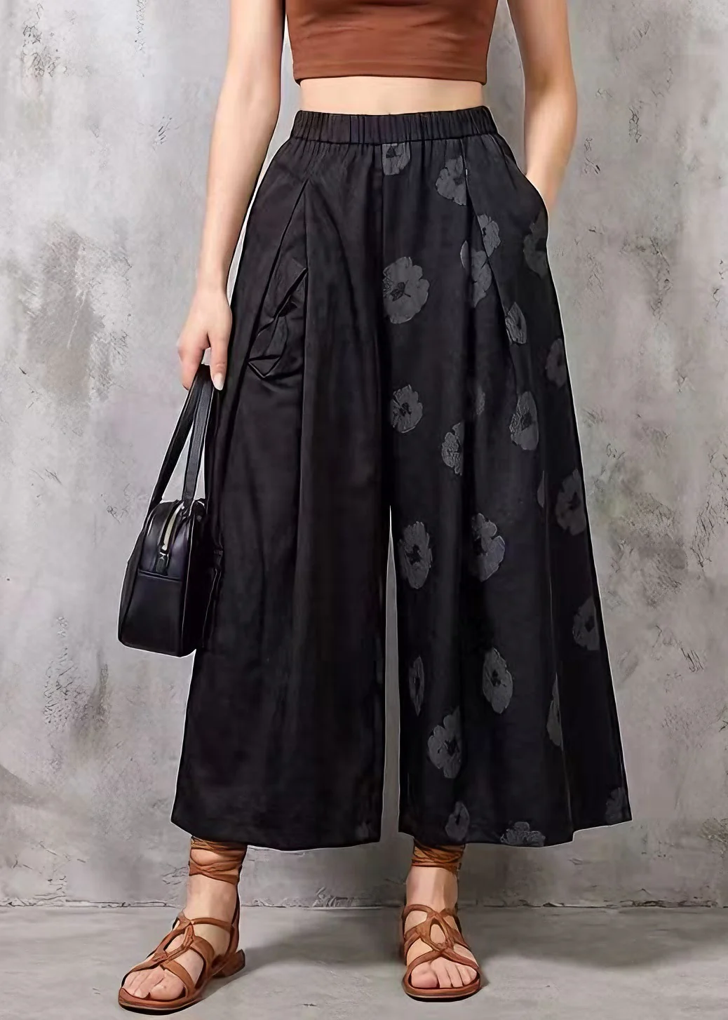 Modern Black Pockets Print Cotton Crop Pants Summer - Image 5