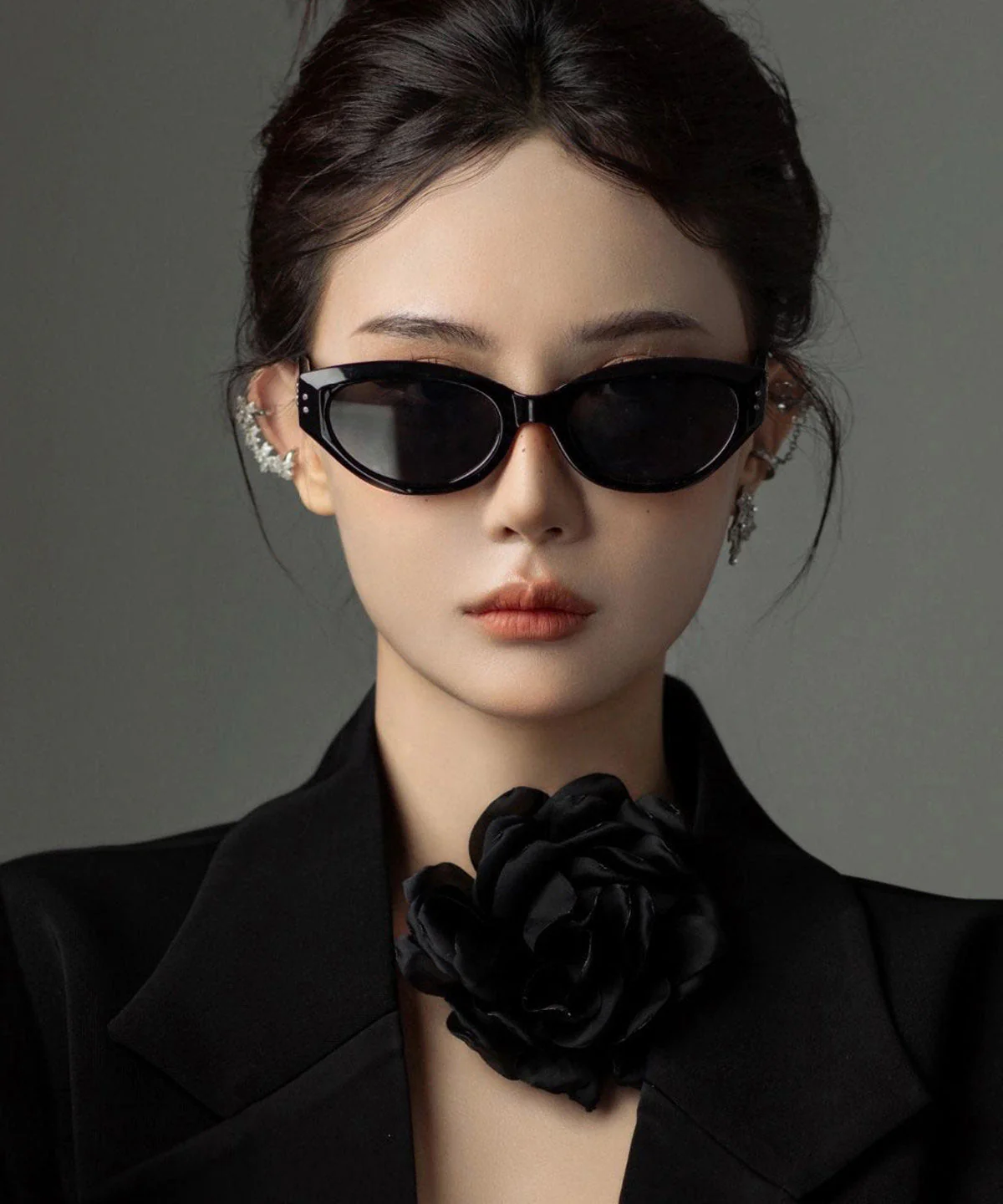 Modern Black Resin Cat Eyes UV Protection Sunglasses - Image 2