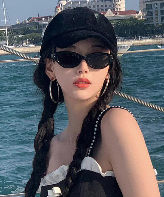 Modern Black Resin Cat Eyes UV Protection Sunglasses - Image 4