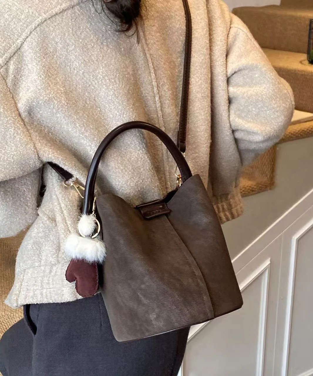 Modern Brown Solid Durable Faux Leather Bucket Bag - Image 2