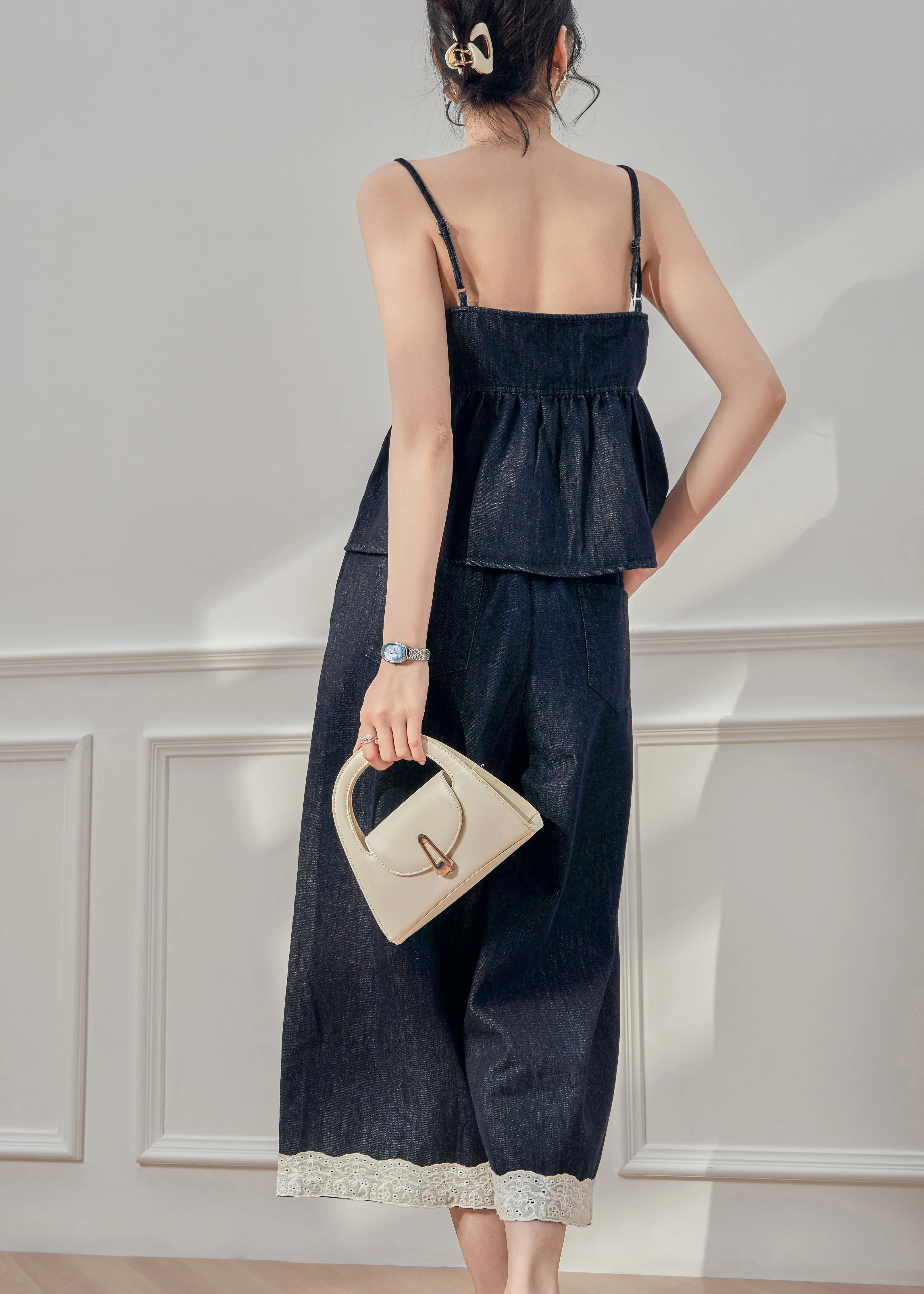 Modern Dark Blue Lace Patchwork Denim Vest And Crop Pants Two Pieces Set Sleeveless - Image 3