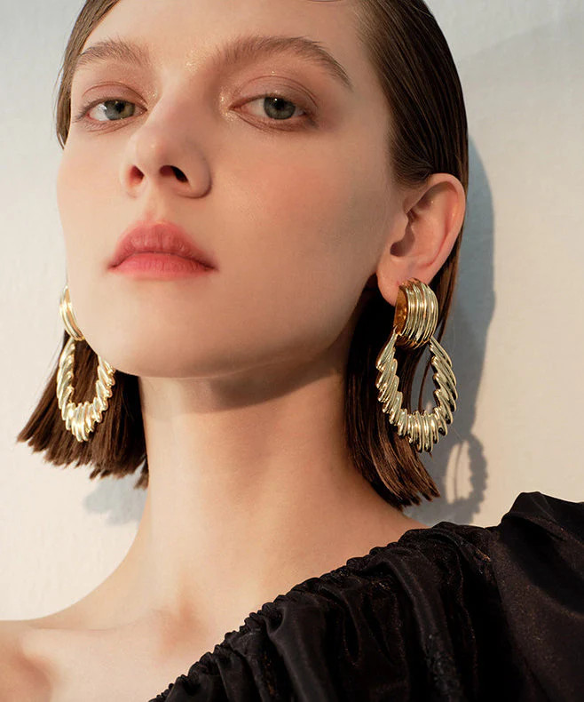 Modern Gold Wrinkled Hollow Out Exaggeration Gold Plated Drop Earrings - Image 4