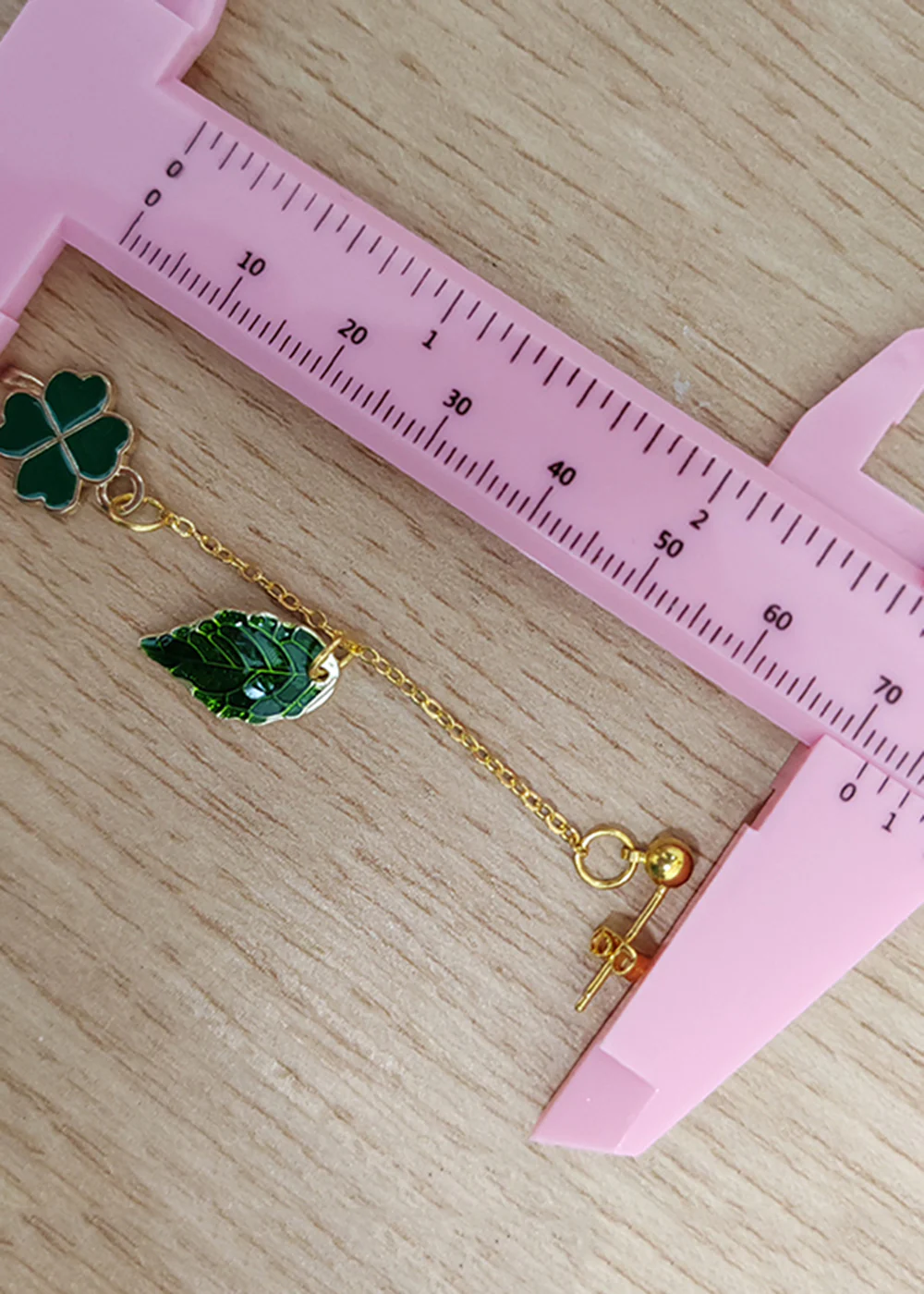 Modern Green Leaf Metal Long Tassels Drop Earrings - Image 5