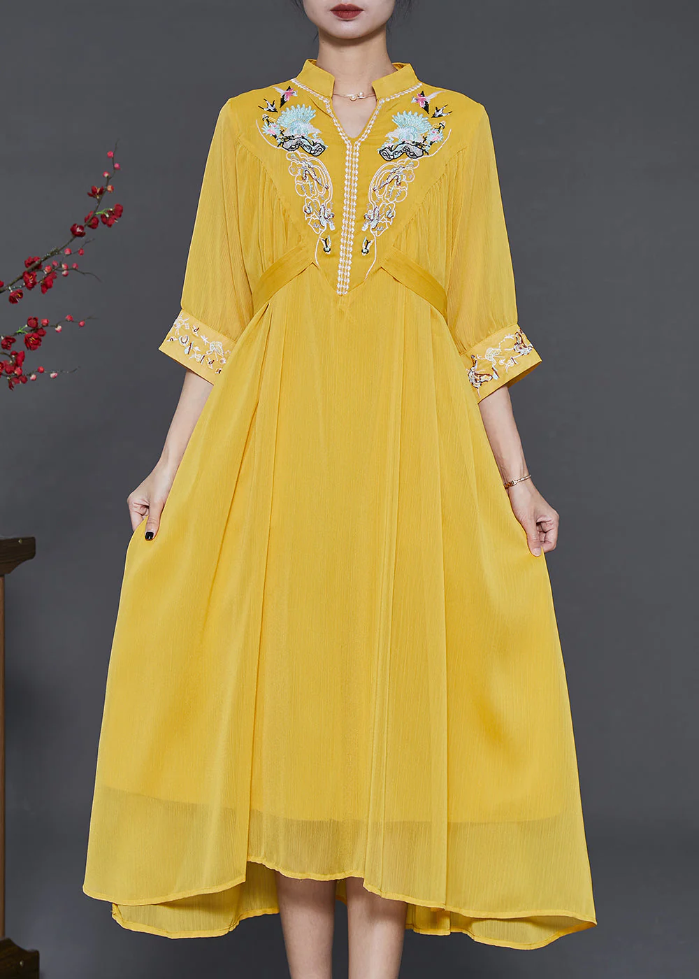 Modern Yellow Stand Collar Embroidered Beach Dresses Summer - Image 2