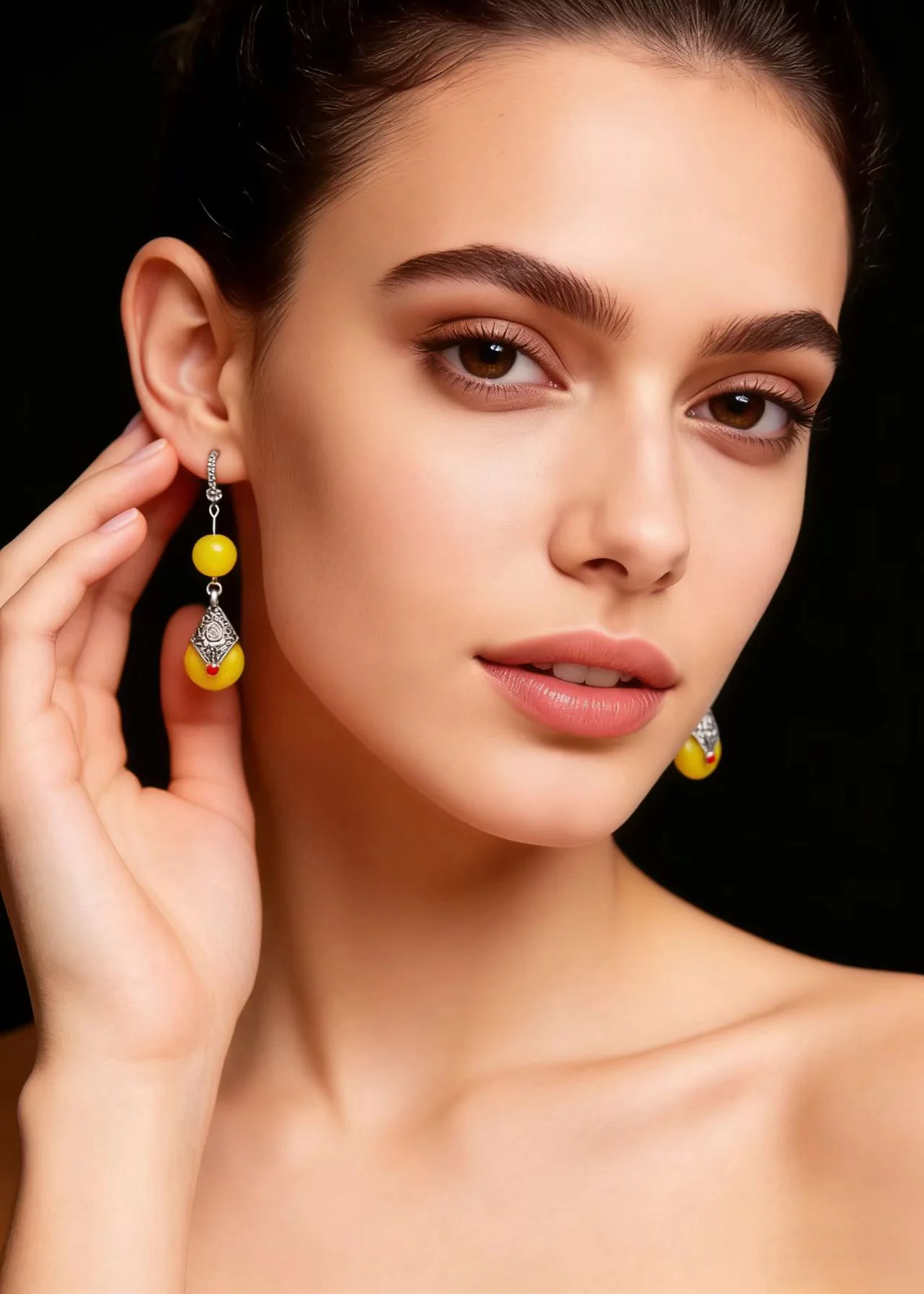 National Style Beeswax Zircon Drop Earrings - Image 2