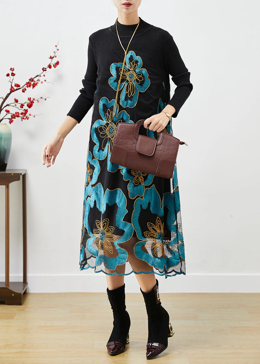 Natural Blue Embroideried Patchwork Knit Dress Fall - Image 3