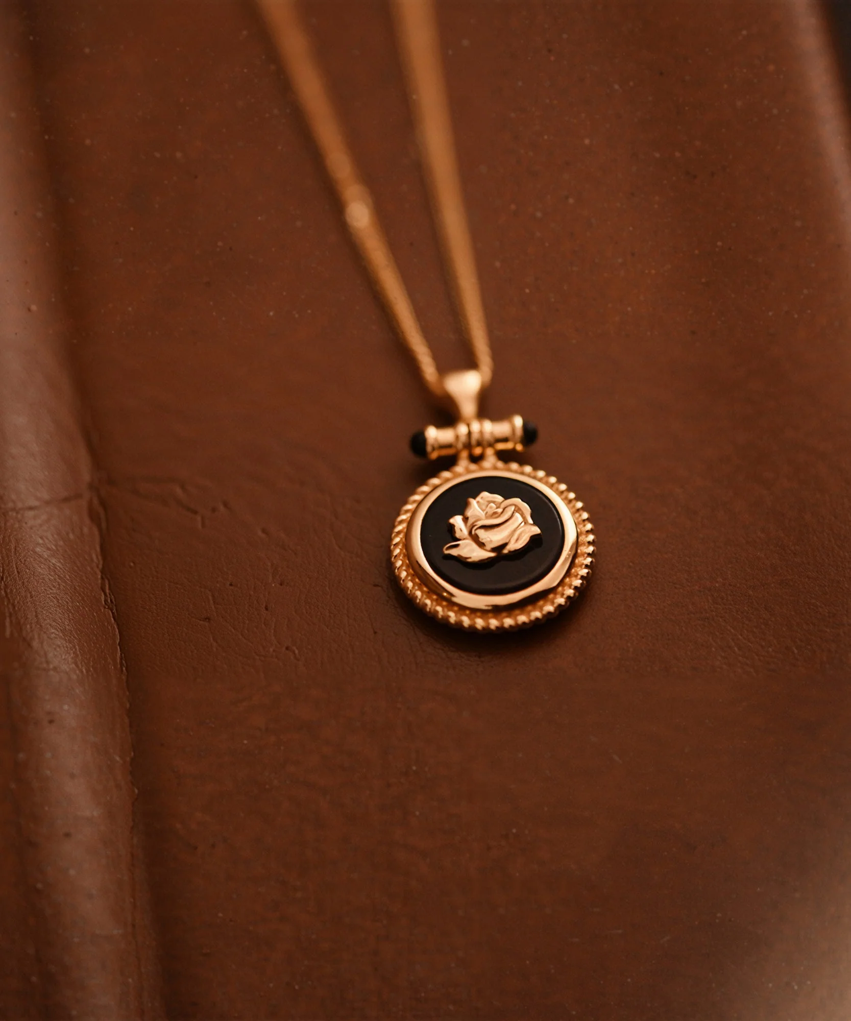 New Black Onyx Roses Adjustable14K Gold Pendant Necklace