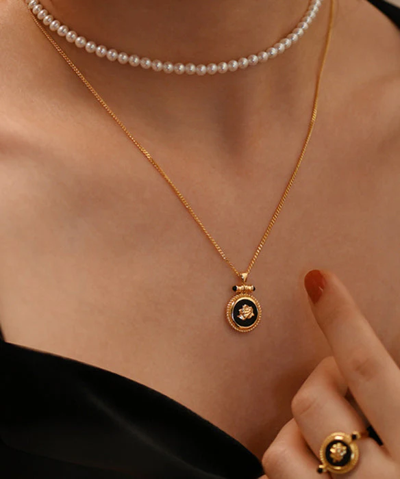 New Black Onyx Roses Adjustable14K Gold Pendant Necklace - Image 5
