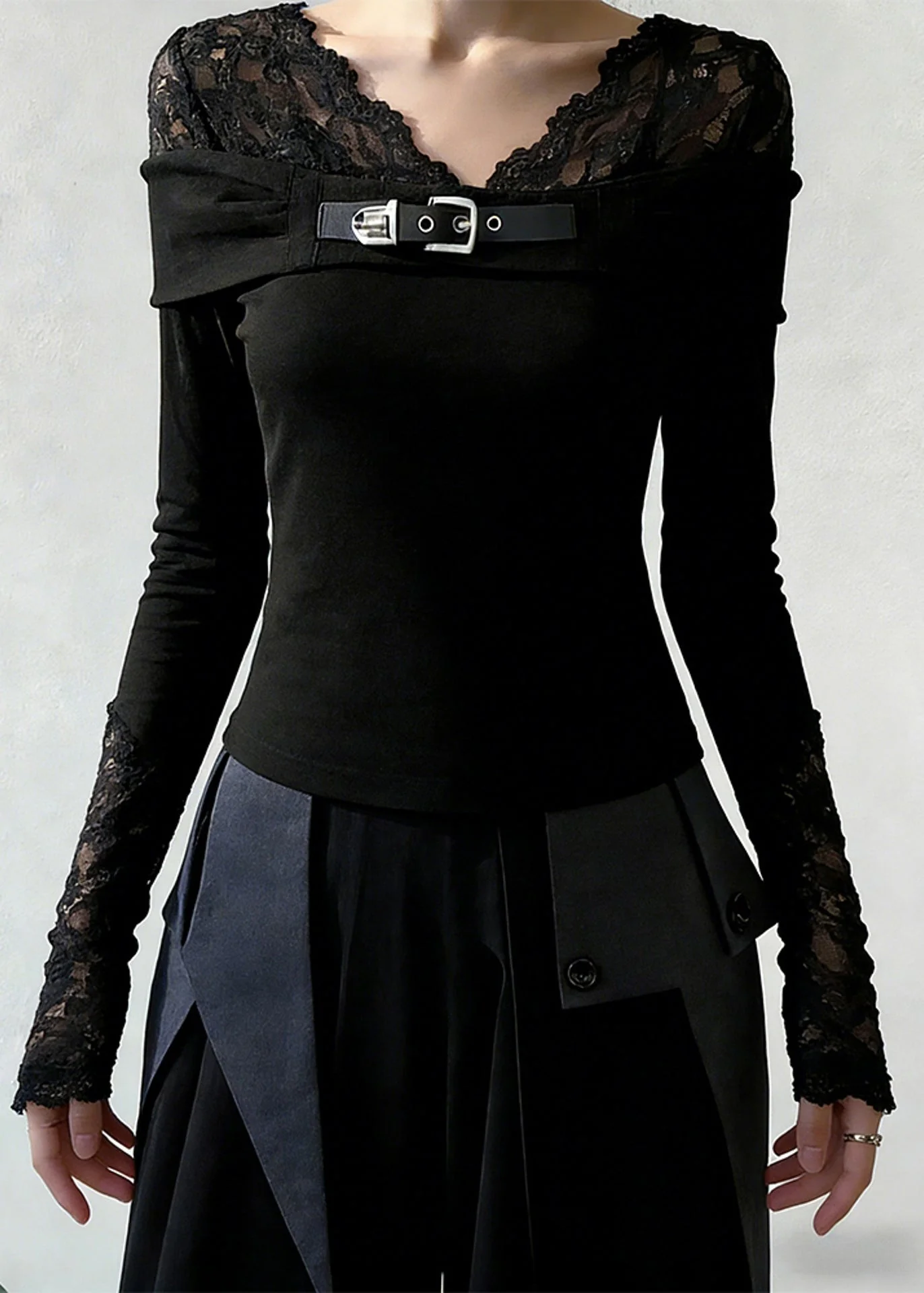 New Black V Neck Lace Patchwork T Shirt Spring - Image 2
