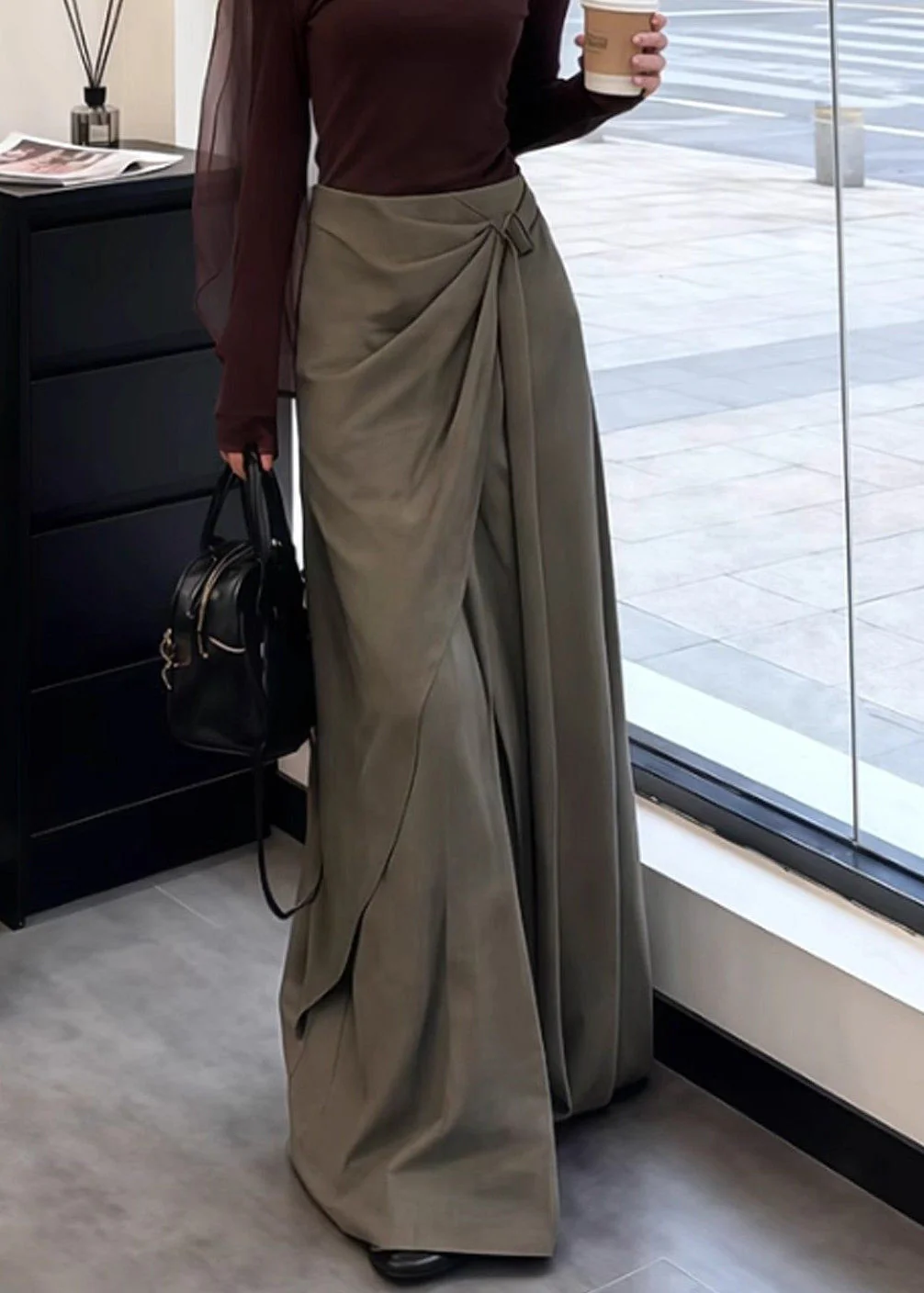 New Brown Cold Shoulder T Shirt And Asymmetrical Wide Leg Pants Two Pieces Set Spring - Image 5