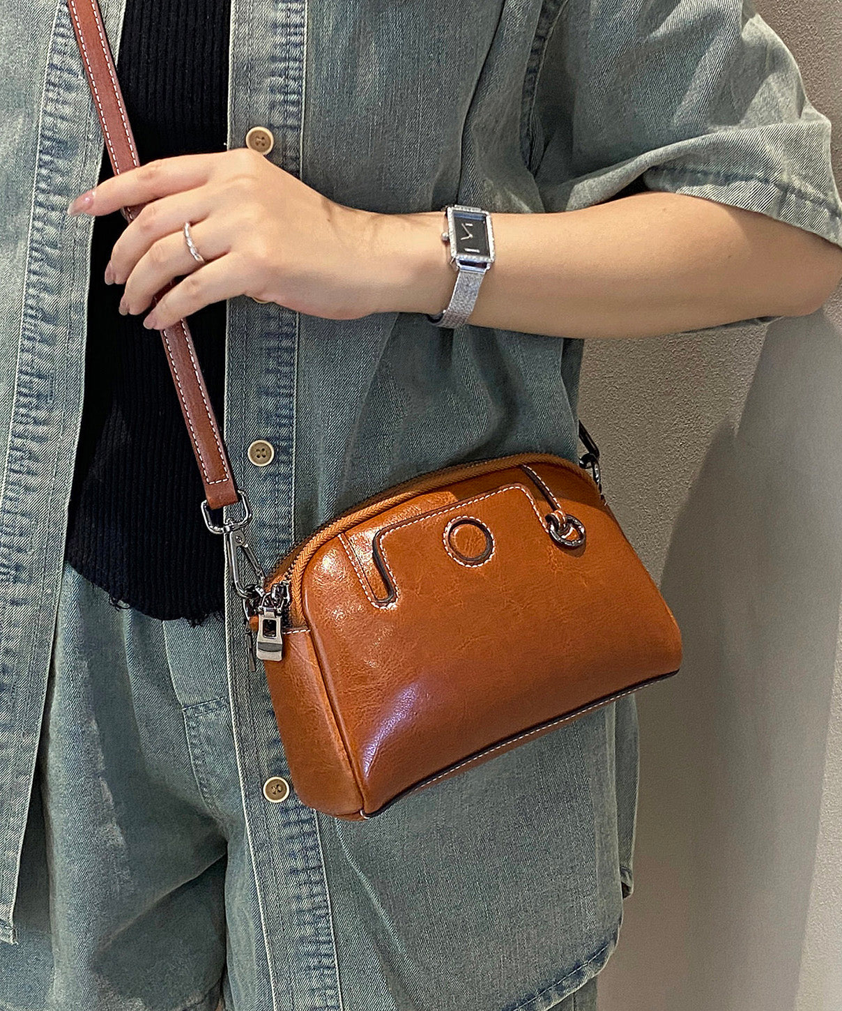New Fashion Coffee Calf Leather Versatile Crossbody Bag - Image 2