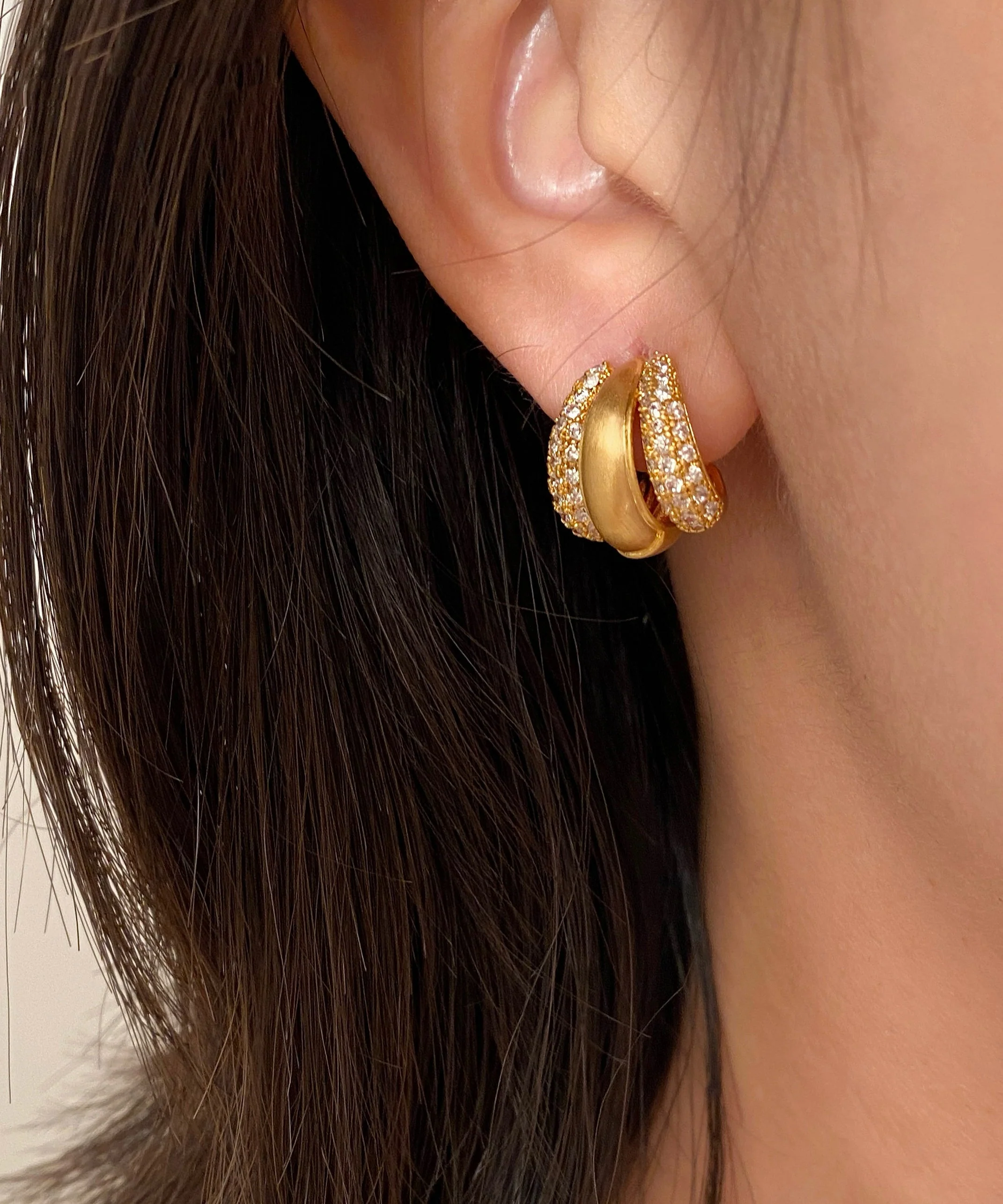 New Gold Layer Design Zircon Studded Earrings - Image 3