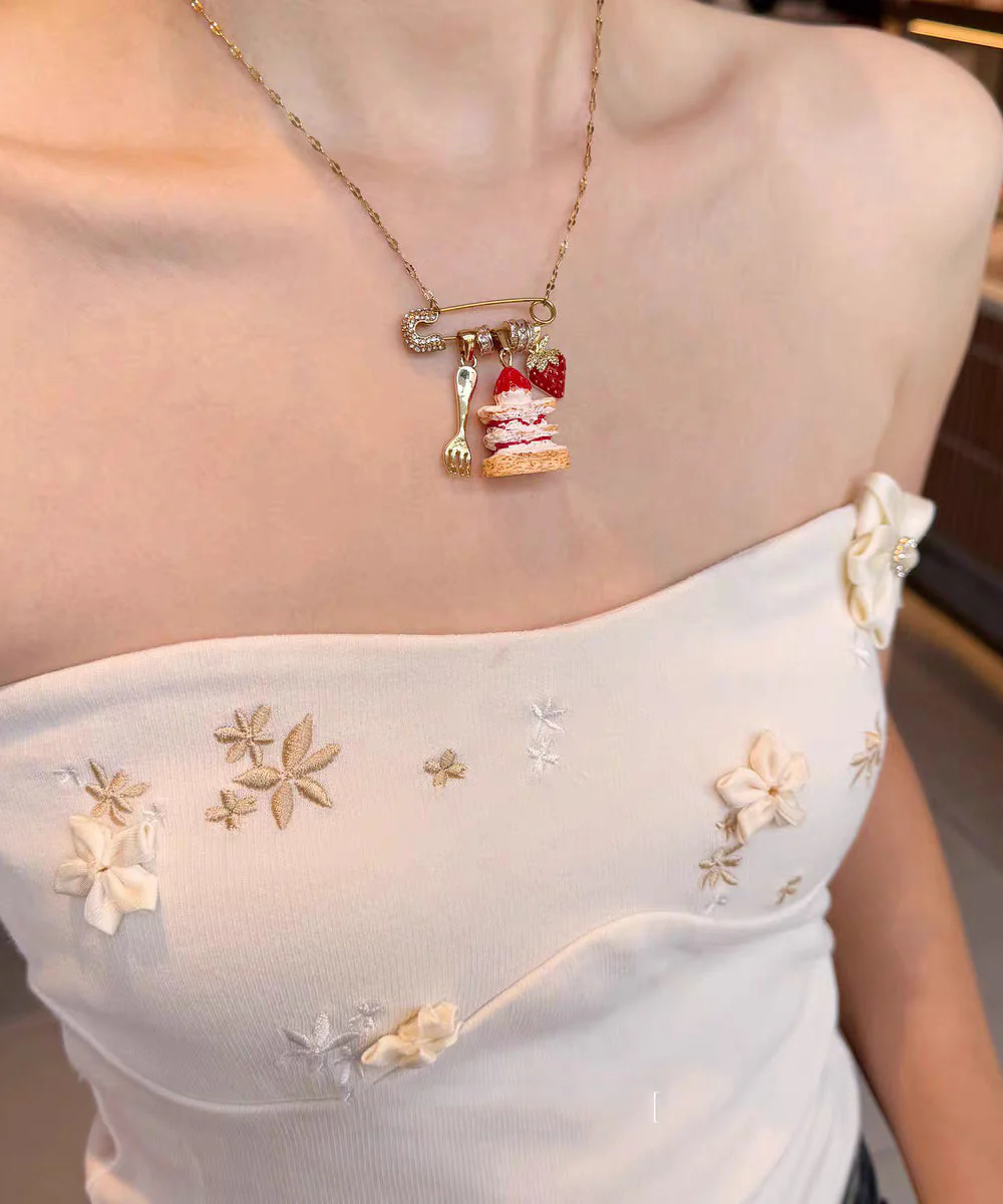 New Gold Sterling Silver Overgild Strawberry Cake Pendant Necklace - Image 4