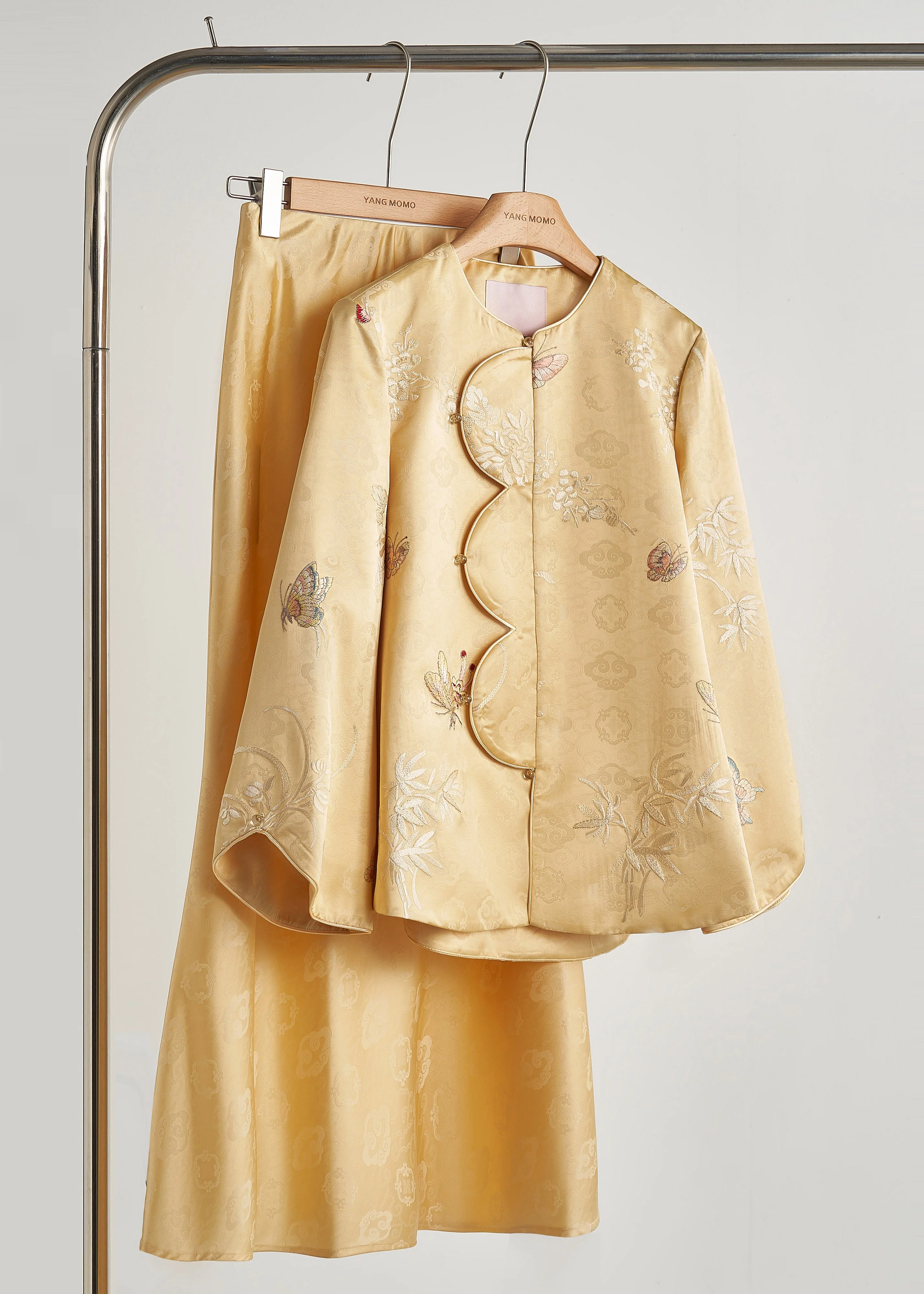 New Retro Yellow Embroidered Butterfly Silk Coats Fall - Image 2