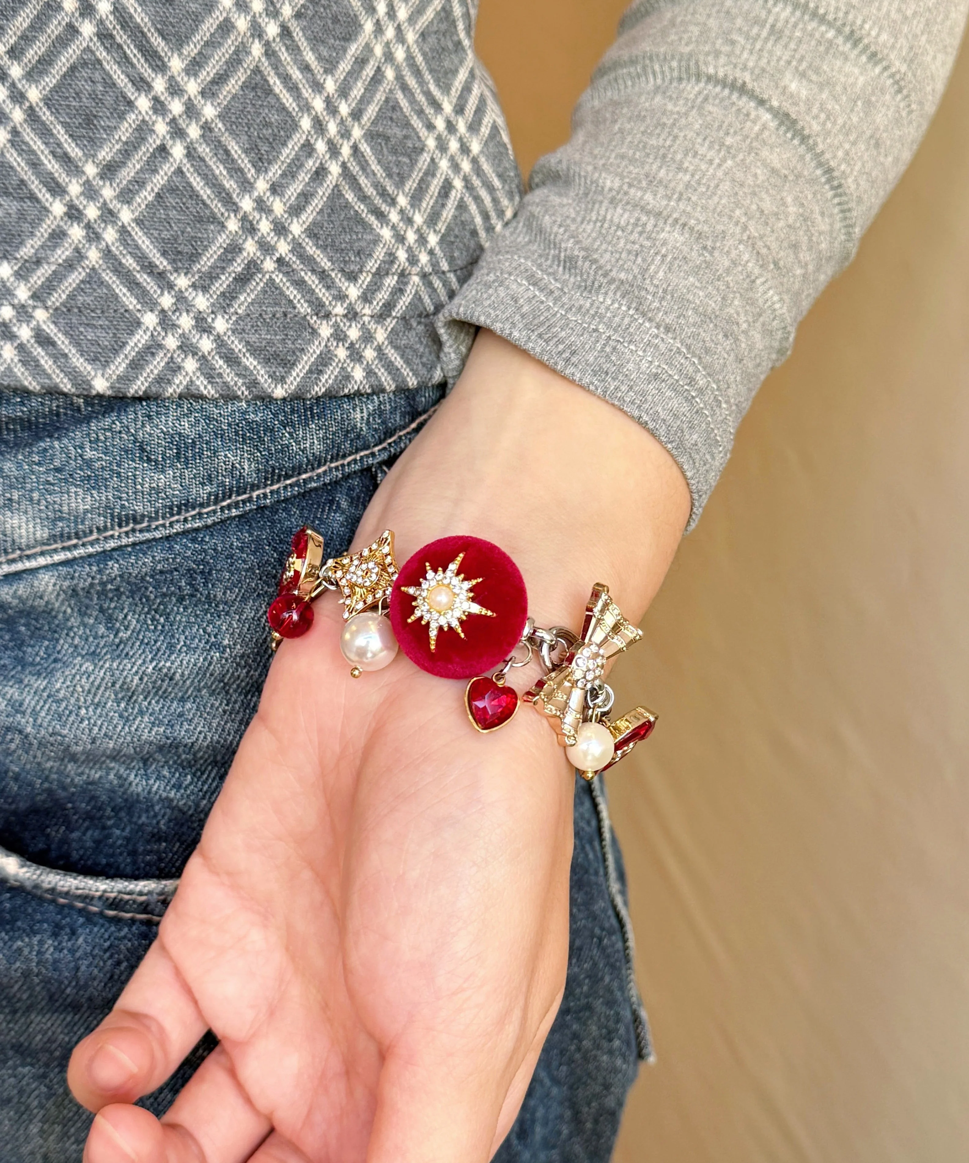 New Year Red Stainless Steel Zircon Pearl Love Charm Bracelet - Image 5