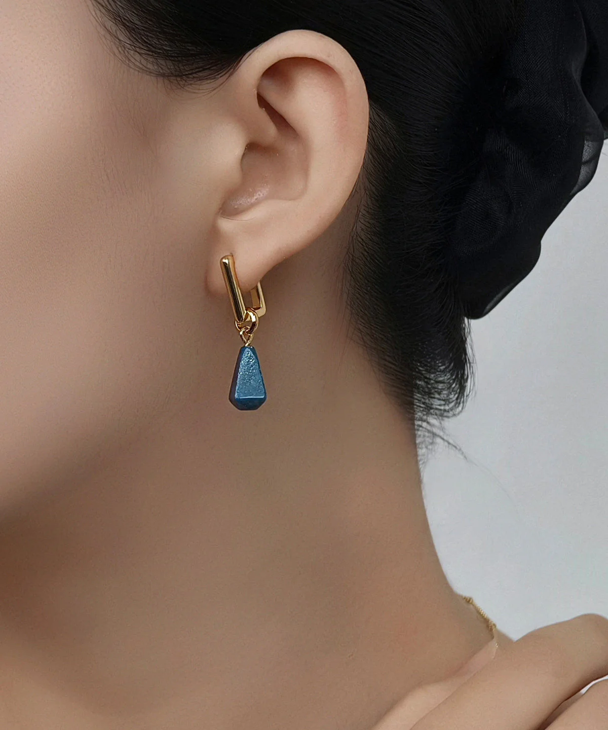 Novelty Gold Copper Overgild Gem Stone Water Droplet Hoop Earrings - Image 4