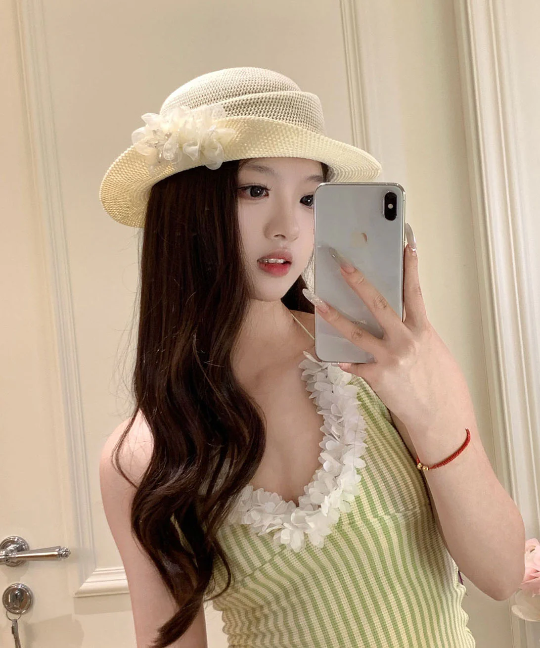 Original Beige Flower Vacation Straw Woven Hat - Image 4