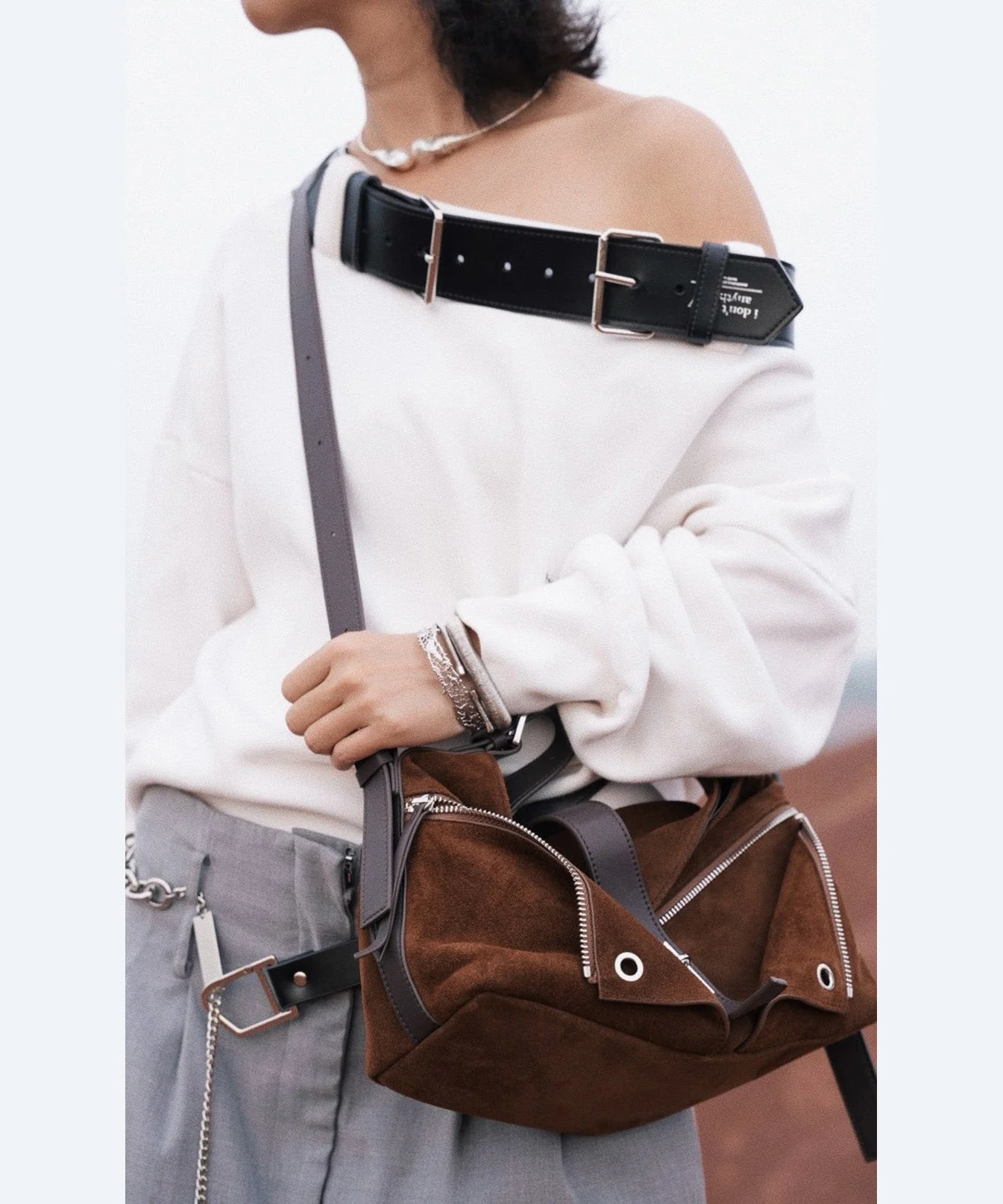 Original Design Coffee Zippered Suede Hobo Bag - Image 3