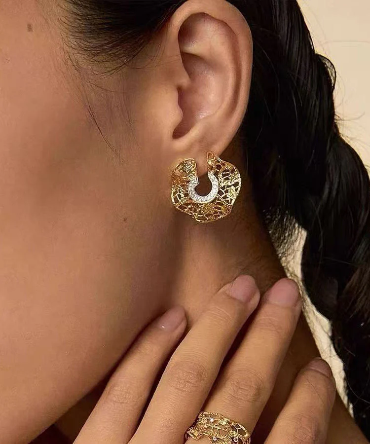 Original Design Gold Copper Alloy Zircon Hollow Out Hoop Earrings - Image 2
