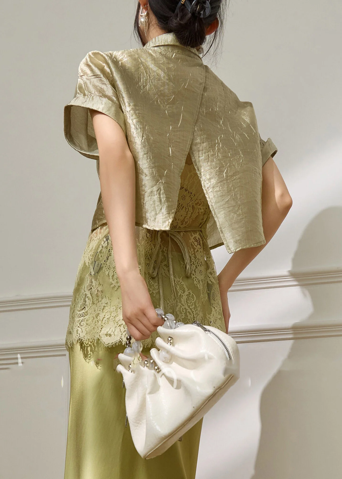 Original Design Green Peter Pan Collar Lace Patchwork Fake Two-Piece Shirts Summer - Image 5