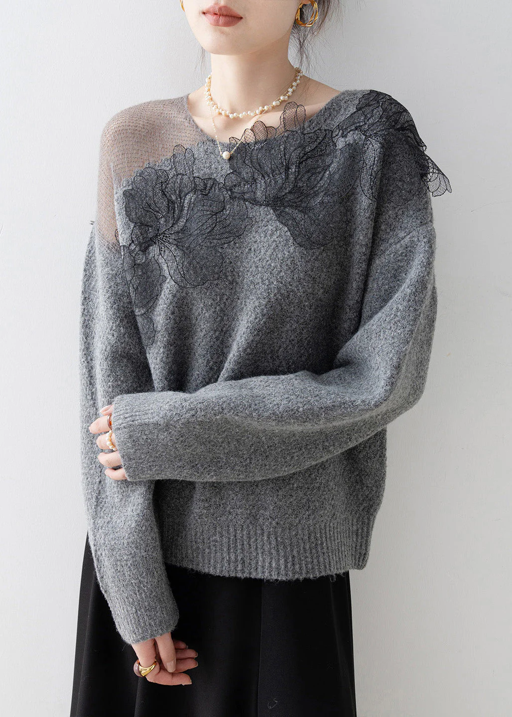Original Design Grey O-Neck Floral Knit Sweaters Spring - Image 2