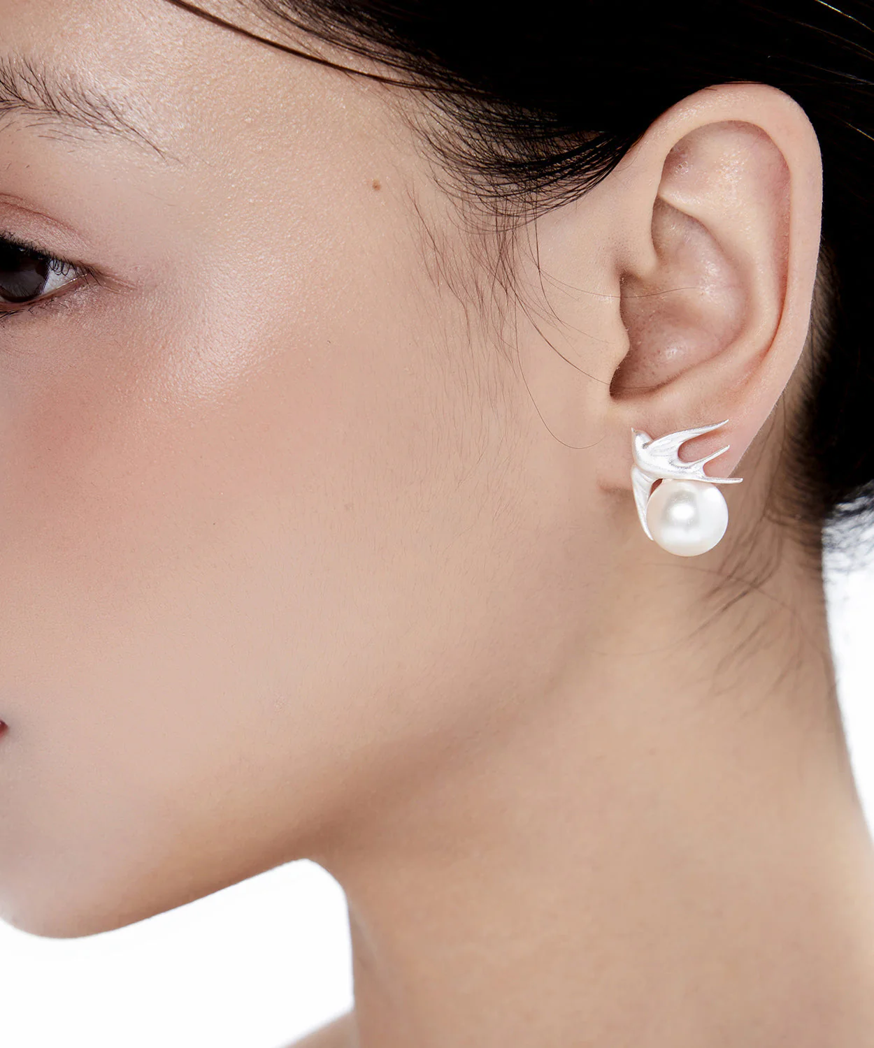 Original Design Little Bird Pearl Silver Stud Earrings - Image 3