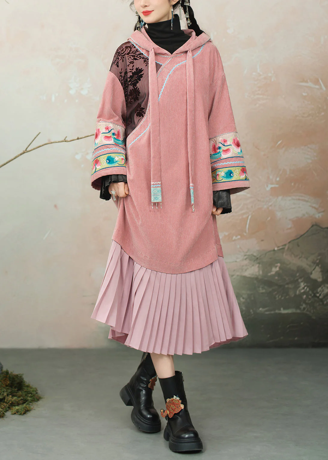 Original Design Pink Hooded Embroidered Patchwork Chenille Dresses Spring - Image 2