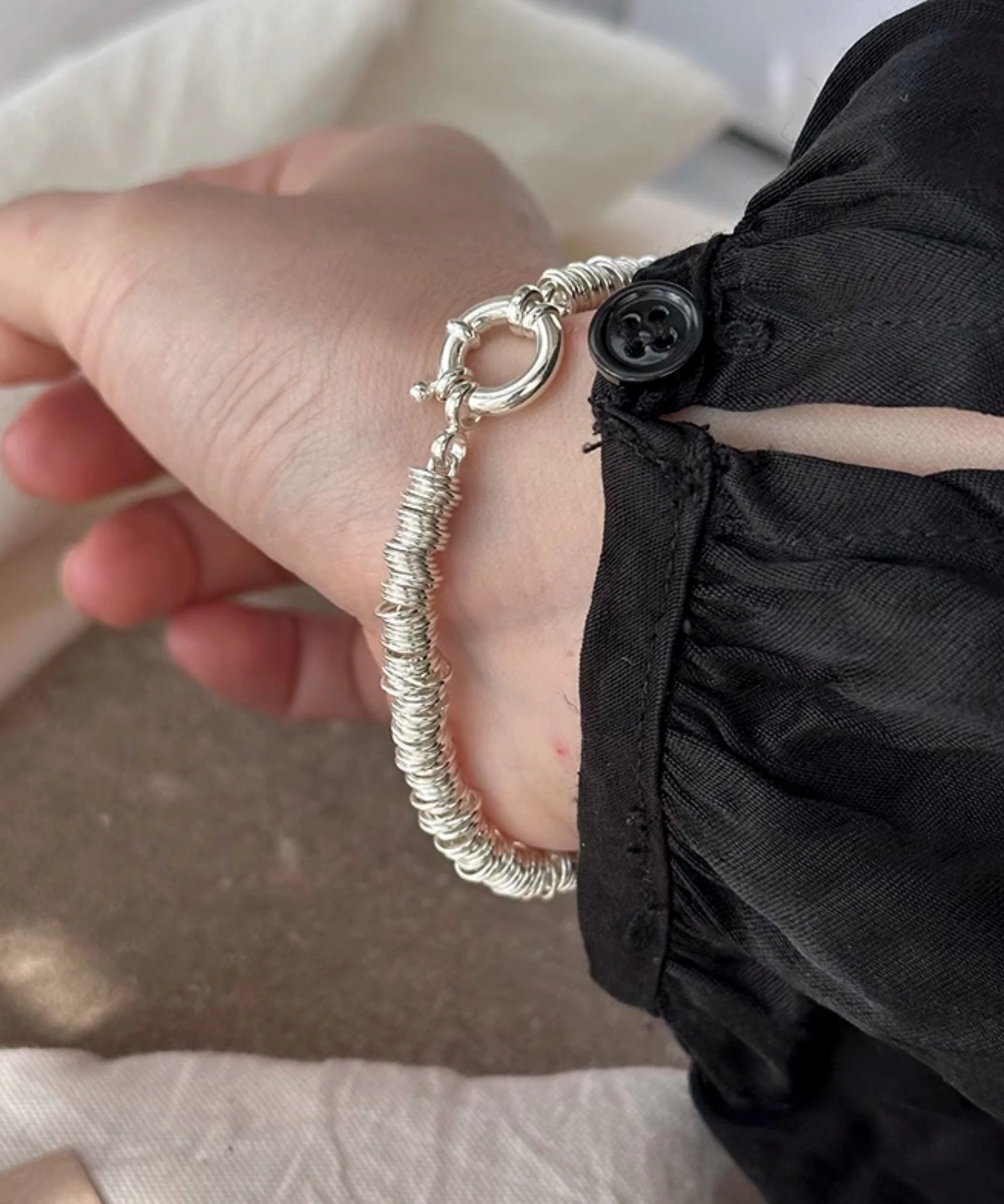 Original Design Silk Sterling Silver Circle Chain Bracelet - Image 4