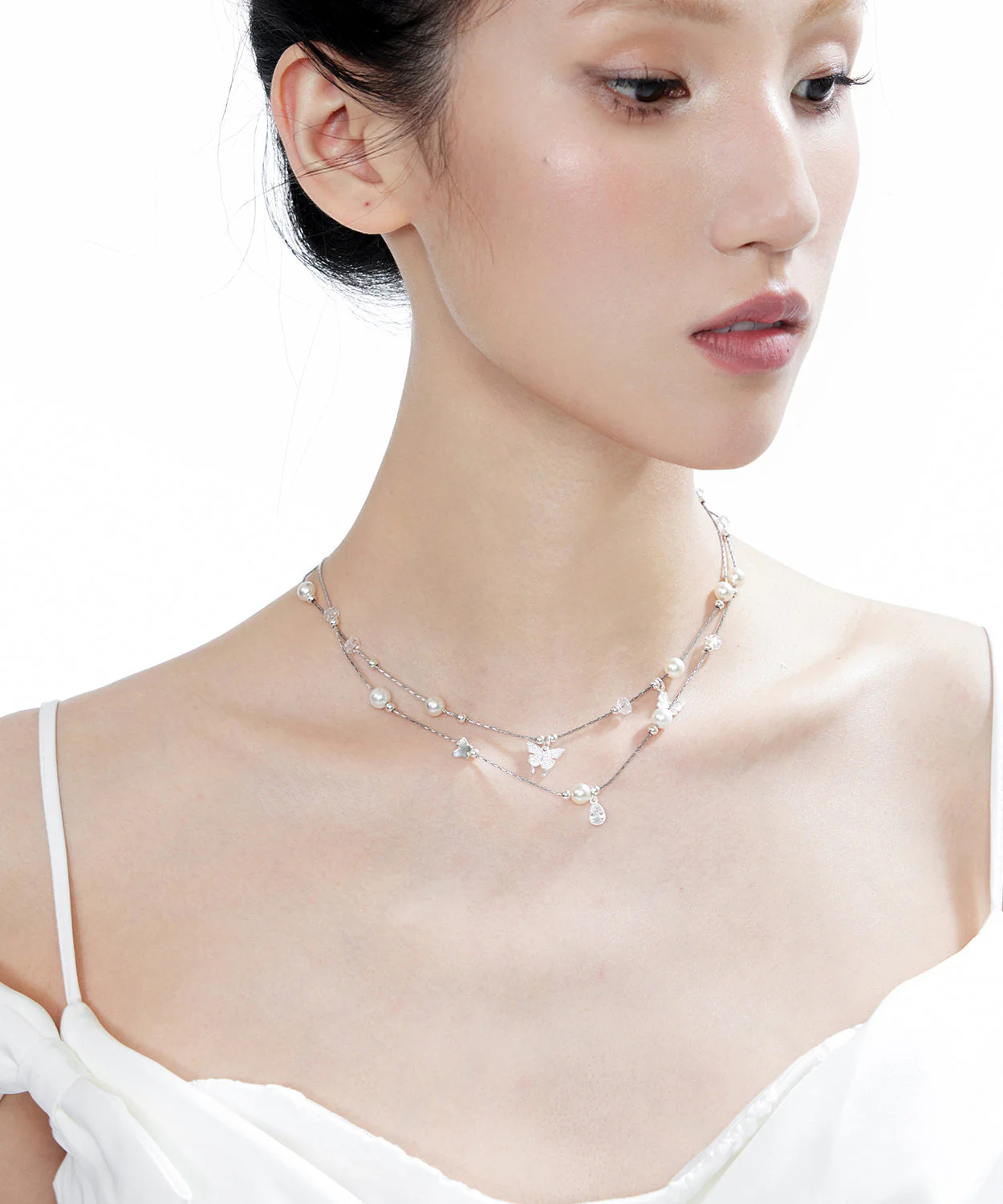 Original White Butterfly Crystal Pearl Double Layered Adjustable Silver Necklace - Image 5