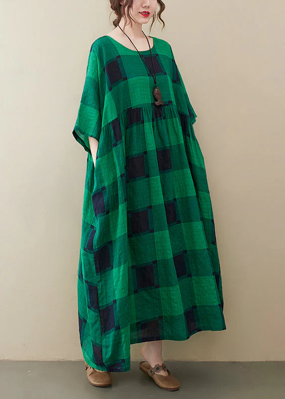 Plus Size Green Plaid O-Neck Pockets wrinkled Long Dresses Half Sleeve - Image 3