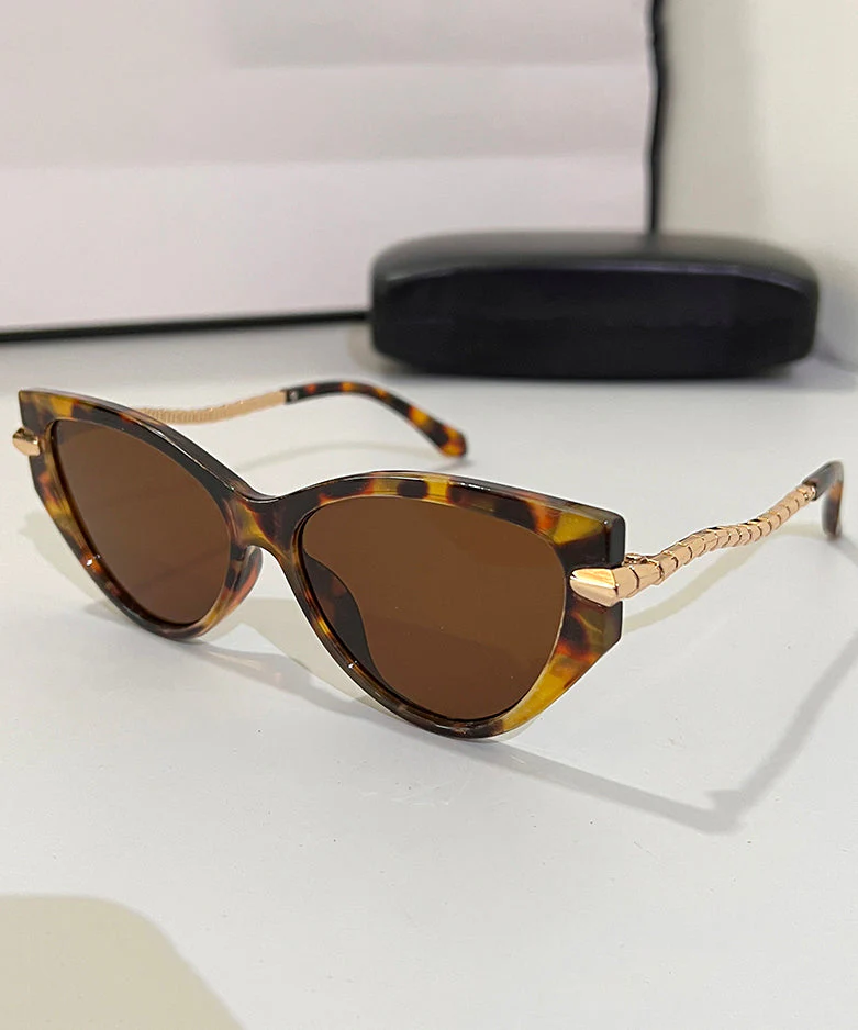 Punk Style Black Cat Eye Chain Concave Sunglasses - Image 5