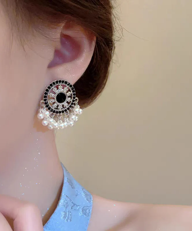 Retro Black Stelring Silver Zircon Hollow Out Pearl Tassel Stud Earrings - Image 4
