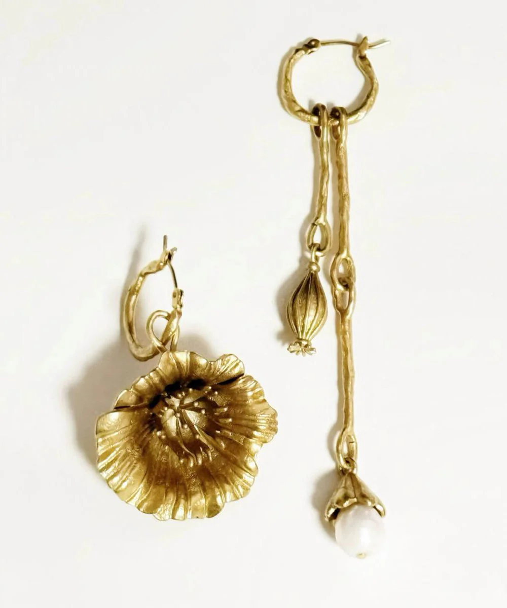 Retro Gold Copper Overgild Asymmetrical Pearl Floral Tassel Drop Earrings - Image 2