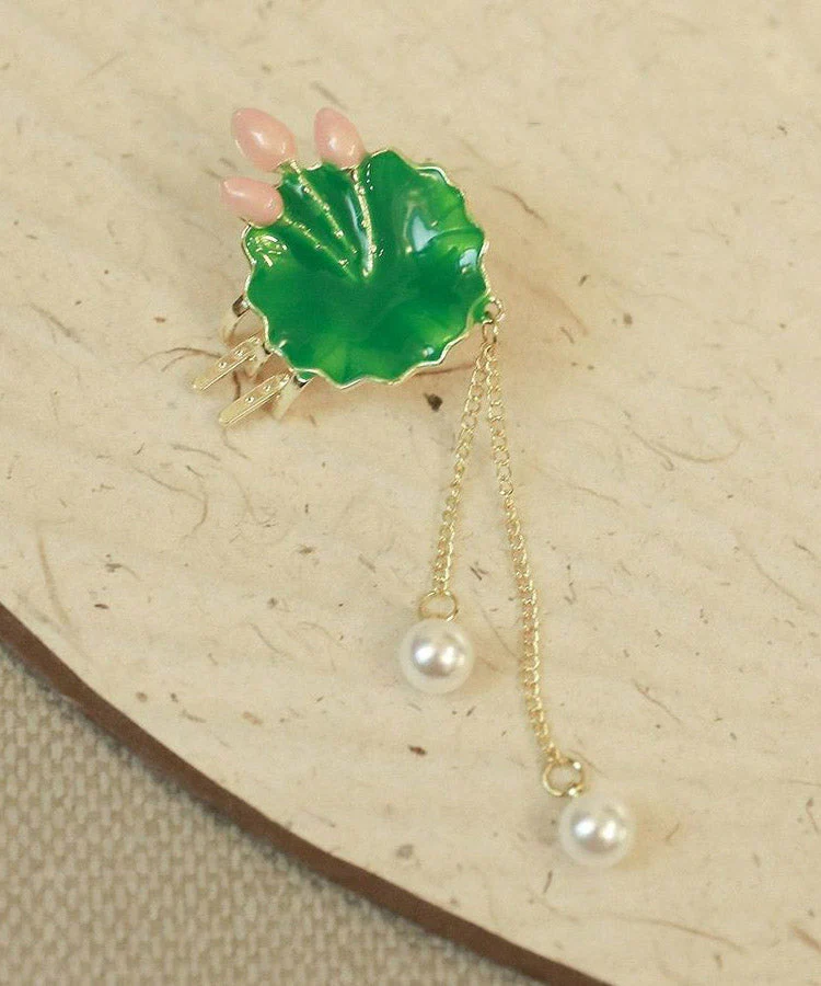 Retro Green Alloy Pearl Lotus Leaf Tassel Hairpin - Image 5