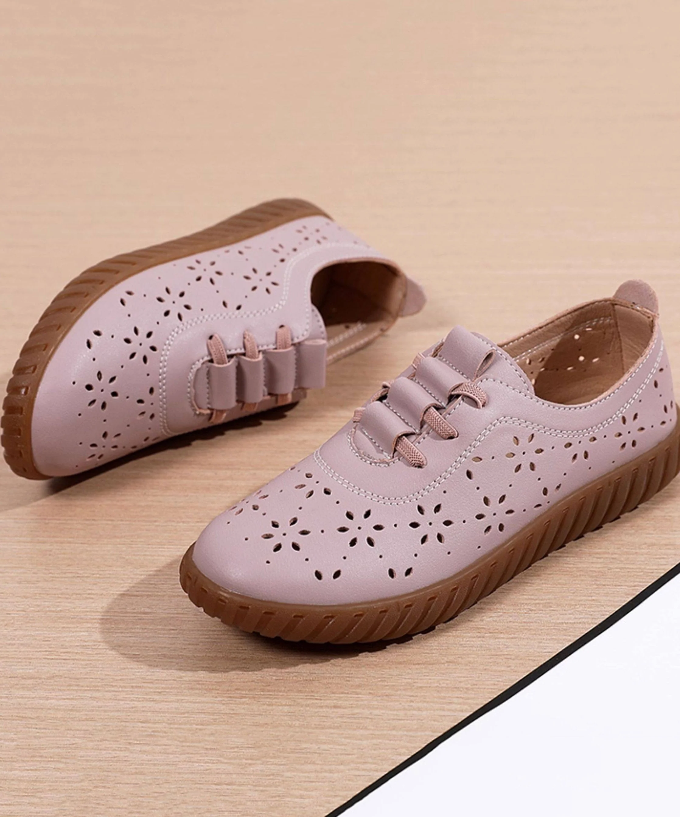 Retro Hollow Out Flat Shoes Purple Cowhide Leather - Image 3