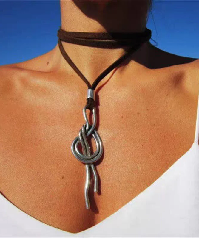 Retro Personality Alloy Leather Pendant Bohemian Necklace - Image 3