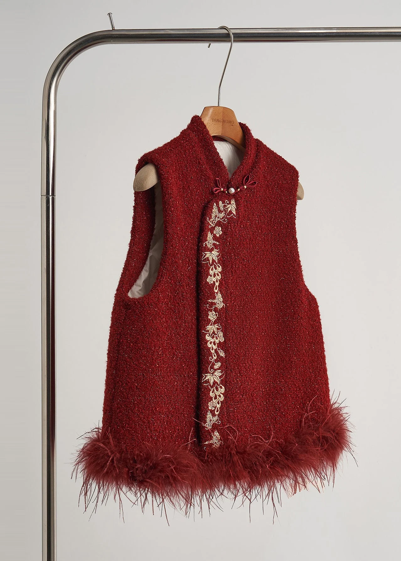 Retro Red Embroidered Patchwork Faux Fur Vests Fall - Image 2