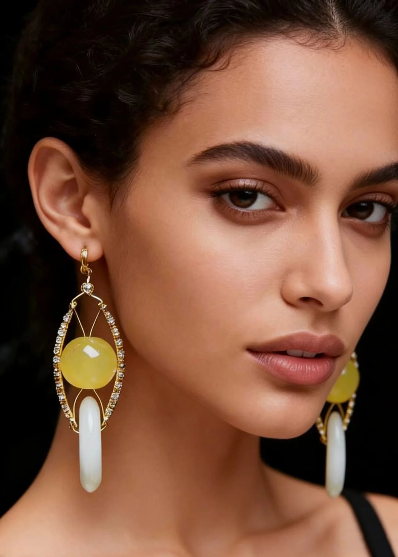 Retro White Jade Handmade Concatenation Beeswax Drop Earrings - Image 3