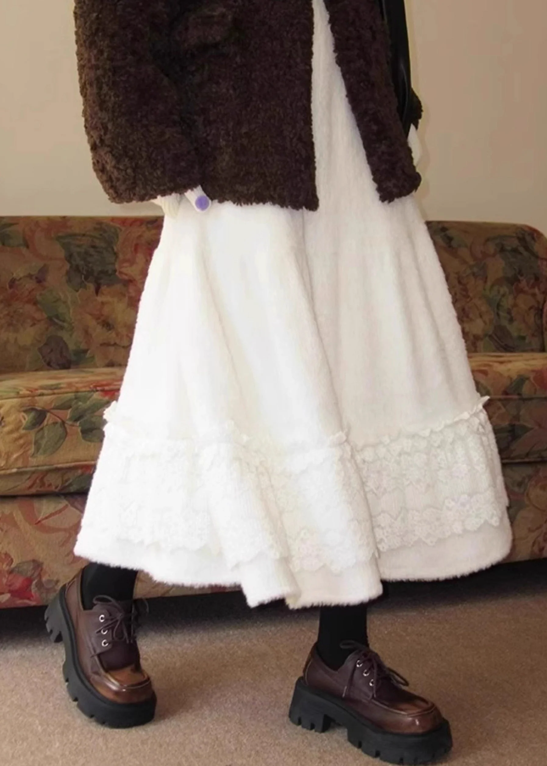 Simple Beige Lace Patchwork Elastic Waist Fluffy Skirt Winter