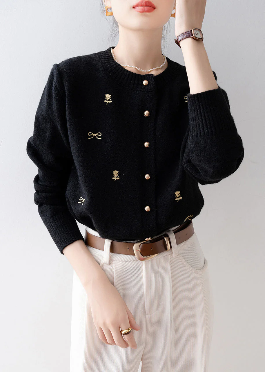 Simple Black O-Neck Embroidered Knit Cardigans Winter - Image 3