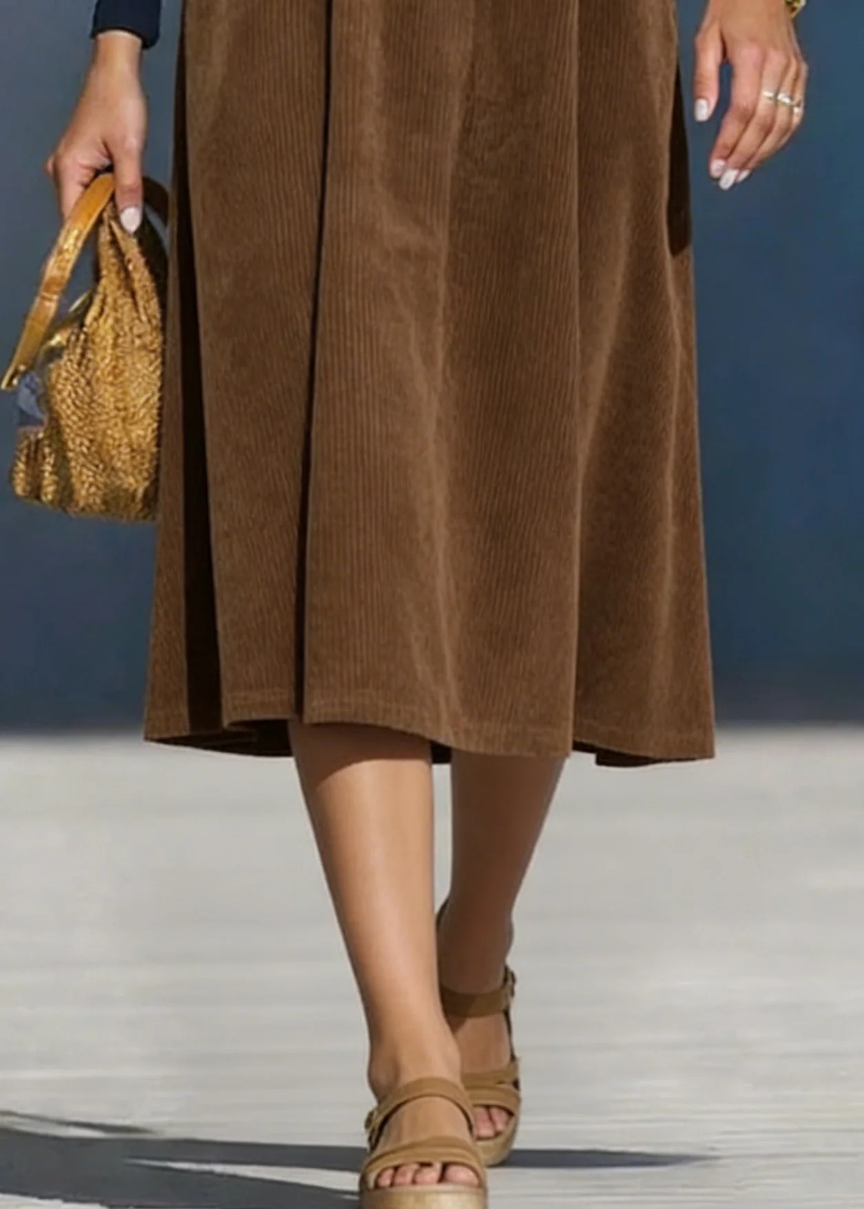 Simple Coffee Pockets Solid Elastic Waist Corduroy Skirt - Image 4