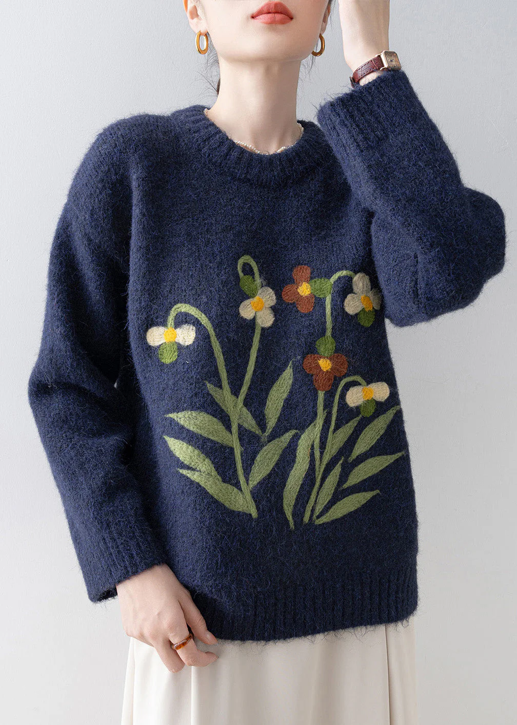 Simple Navy O Neck Floral Knit Pullover Spring - Image 3
