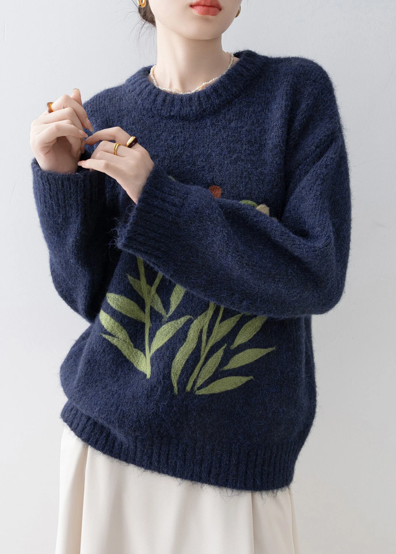 Simple Navy O Neck Floral Knit Pullover Spring - Image 4
