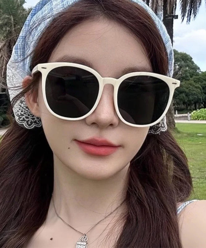 Simple White Resin Patchwor UV Protection Sunglasses - Image 2