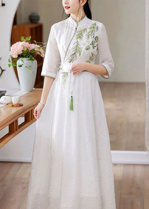 Simple White Stand Collar Embroideried Patchwork Silk Dress Spring - Image 2